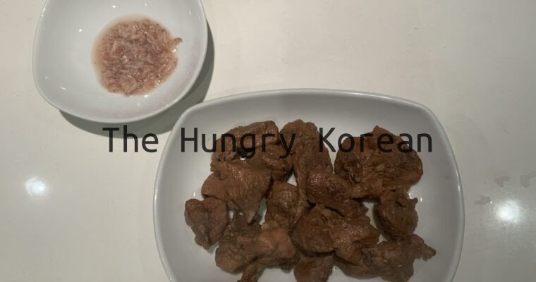 Simple & Flavorful Bossam (보쌈) – Korean Boiled Pork Wraps